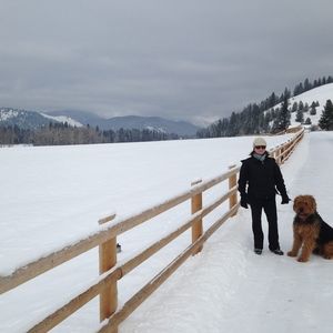 Meet your Posher, Mia